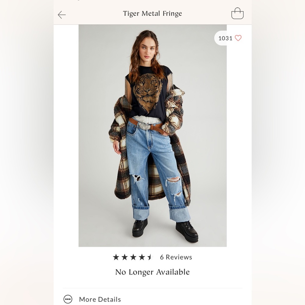 Retro design tiger Tee with  metal fringe at sleeves for dimension